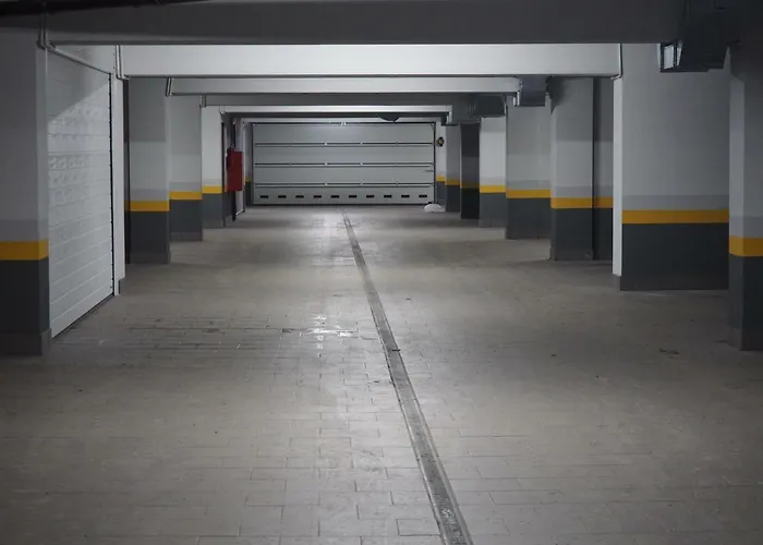 Red Flowers Apartament